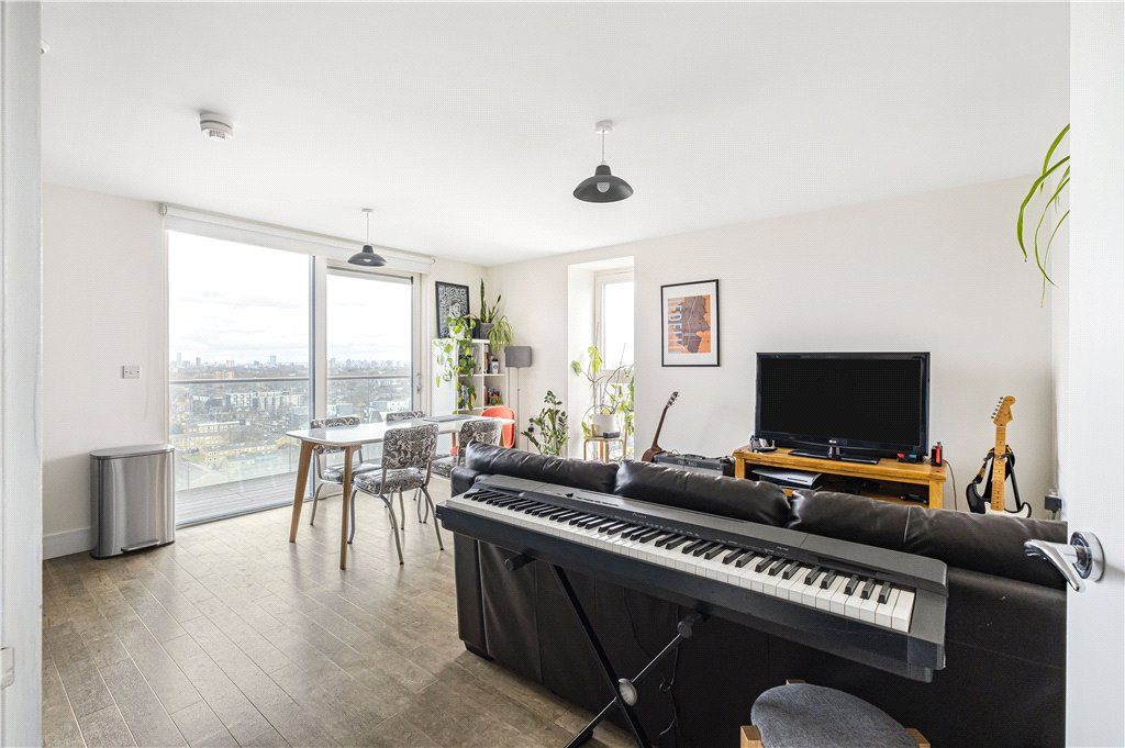 1 bed flat for sale in Dalston Square, London E8 Zoopla