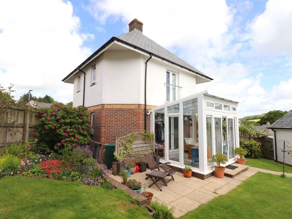 2 bed detached house for sale in Molesworth Way, Holsworthy EX22, £