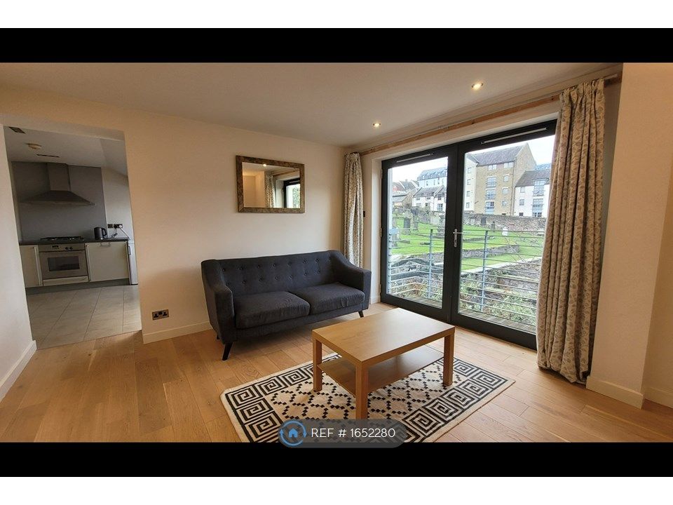 2 bed flat to rent in Calton Road, Edinburgh EH8 Zoopla