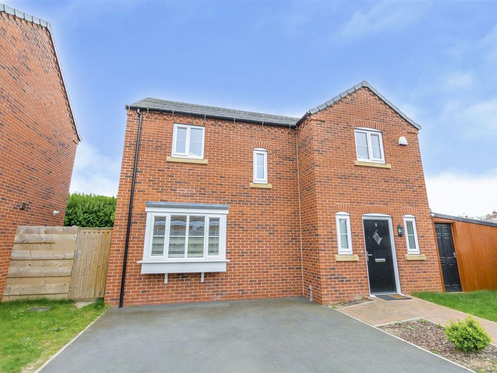 3 bed detached house for sale in Penny Gardens, Bramcote, Nottingham
