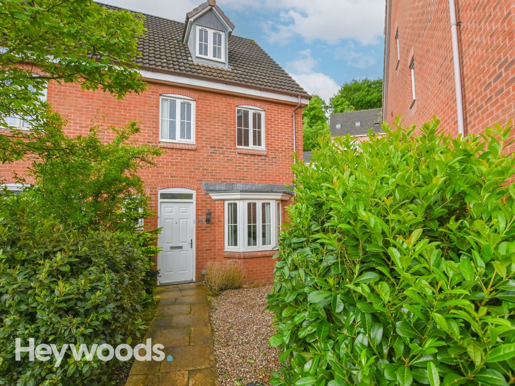 4 bed town house for sale in Chervil Close, Clayton, NewcastleUnderLyme ST5, £225,000 Zoopla