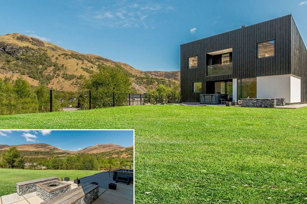4 bed detached house for sale in Hostel Brae, Kinlochleven, Argyllshire