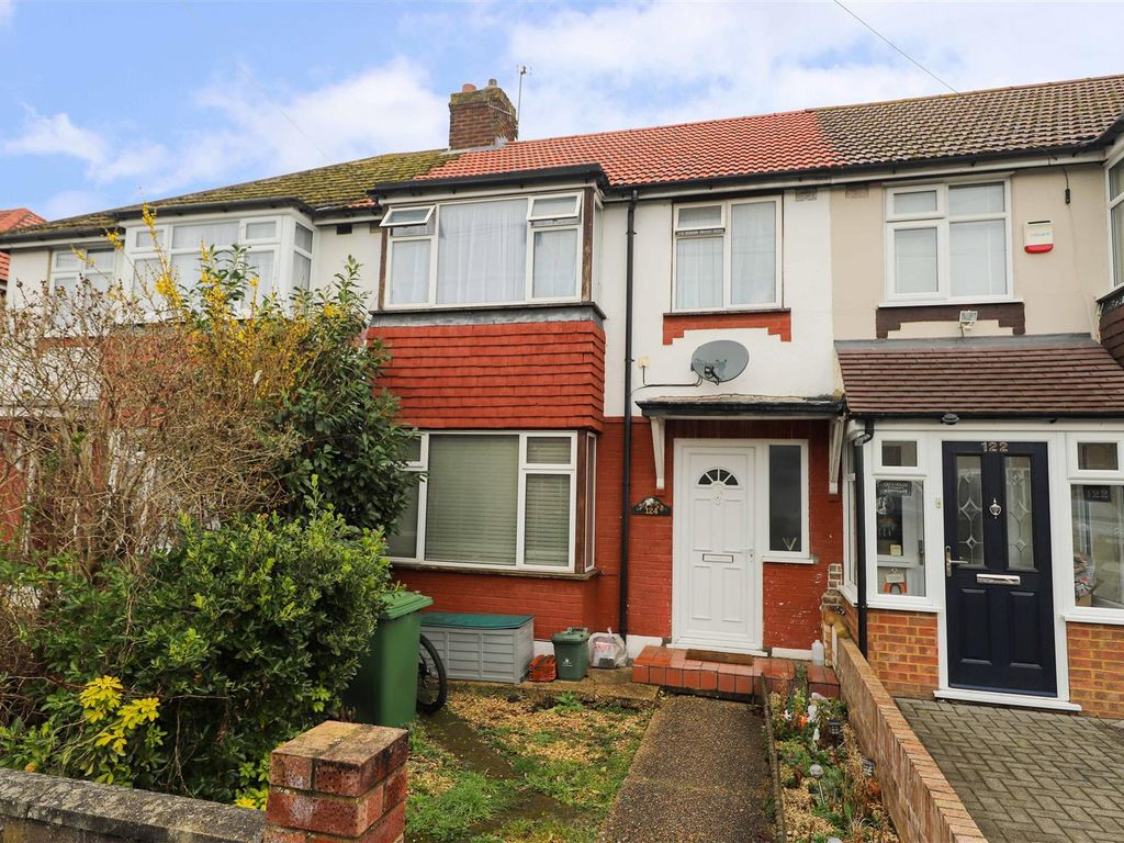 3 bed terraced house for sale in Lynhurst Crescent, Hillingdon UB10