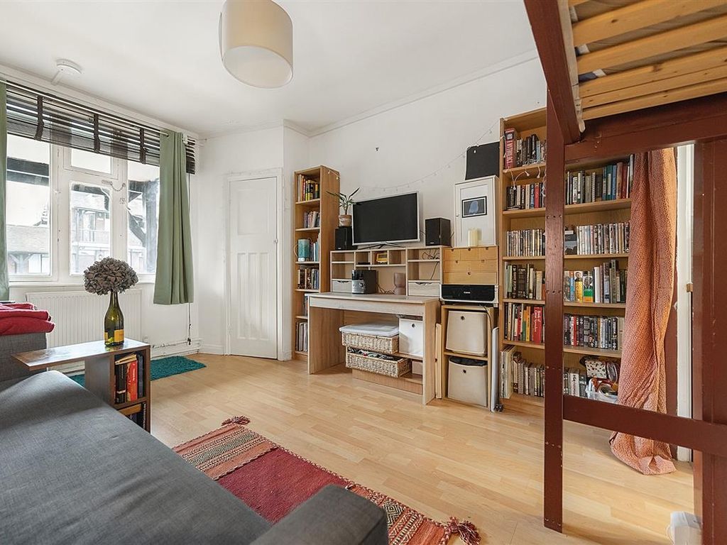 1 bed flat for sale in Tudor Close, Brixton Hill, London SW2 Zoopla