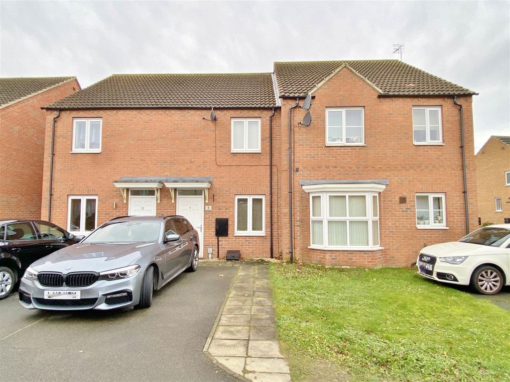 2 bed terraced house to rent in Cedar Way, Selby YO8, £825 pcm Zoopla