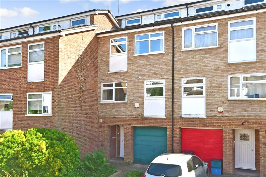 4 bed terraced house for sale in Ashdon Close, Woodford Green, Essex IG8 Zoopla