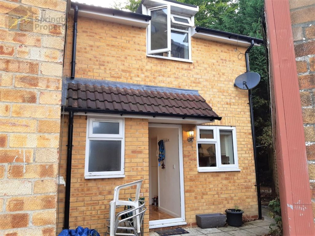 Fox Lane, Winchester, Hampshire SO22  