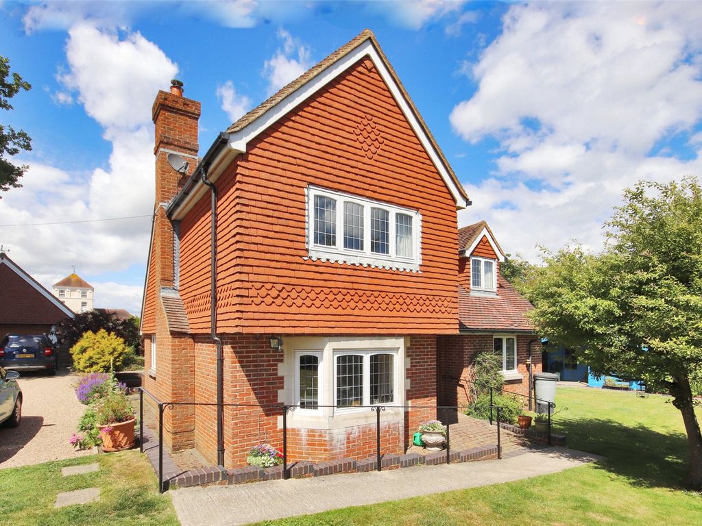 4 bed detached house for sale in Bells Yew Green Road, Bells Yew Green