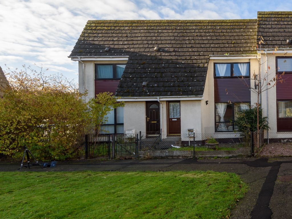2 bed terraced house for sale in Reid Road, Invergordon IV18, £96,000