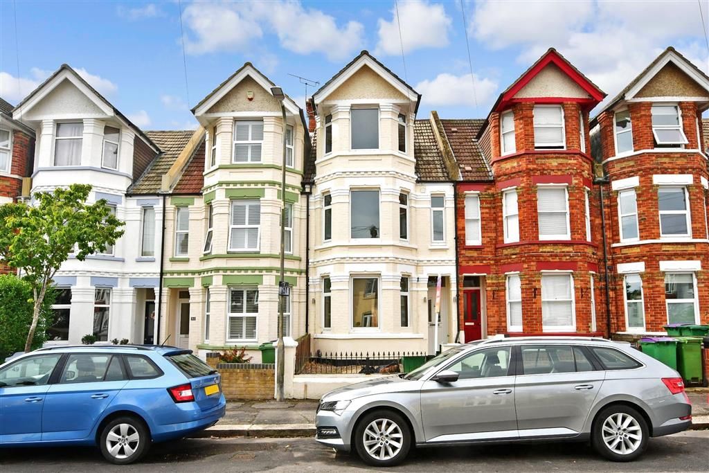 3 bed terraced house for sale in Chart Road, Folkestone, Kent CT19 Zoopla