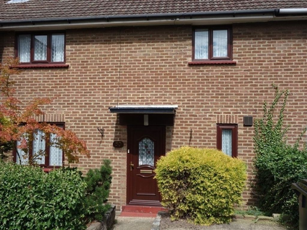 4 bed terraced house to rent in Addison Gardens, Surbiton KT5, £3,120