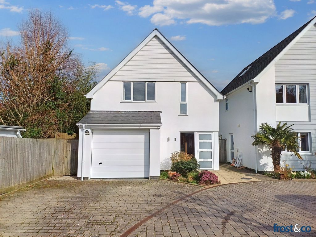 3 bed detached house for sale in Leslie Road, Whitecliff, Poole, Dorset