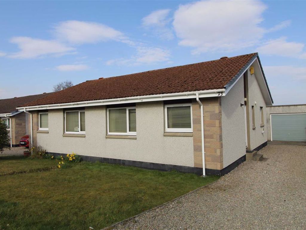 2 bed semidetached bungalow for sale in 23, Avenue, Inverness