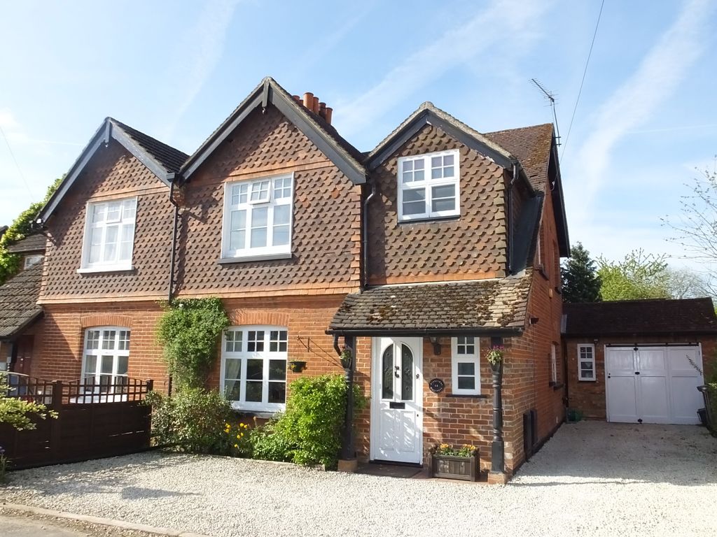 3 bed semidetached house for sale in Fox Corner, Worplesdon, Guildford