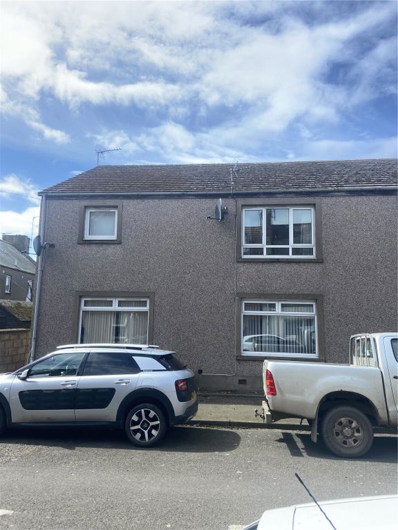 2 bed terraced house to rent in Ramsay Street, Montrose, Angus DD10