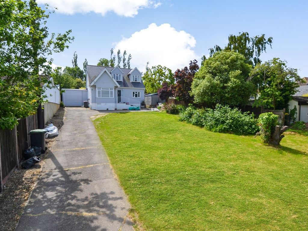 4 bed detached house for sale in Dargate Road, Yorkletts, Whitstable