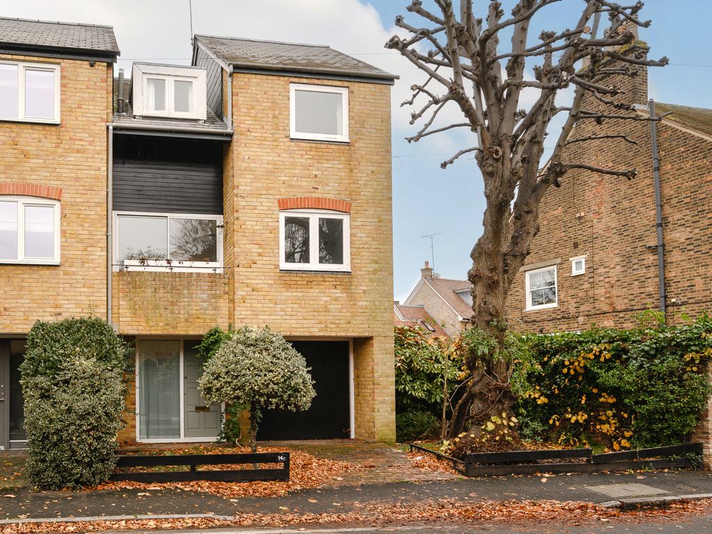 3 bed semidetached house for sale in Homefield Road, London SW19, £