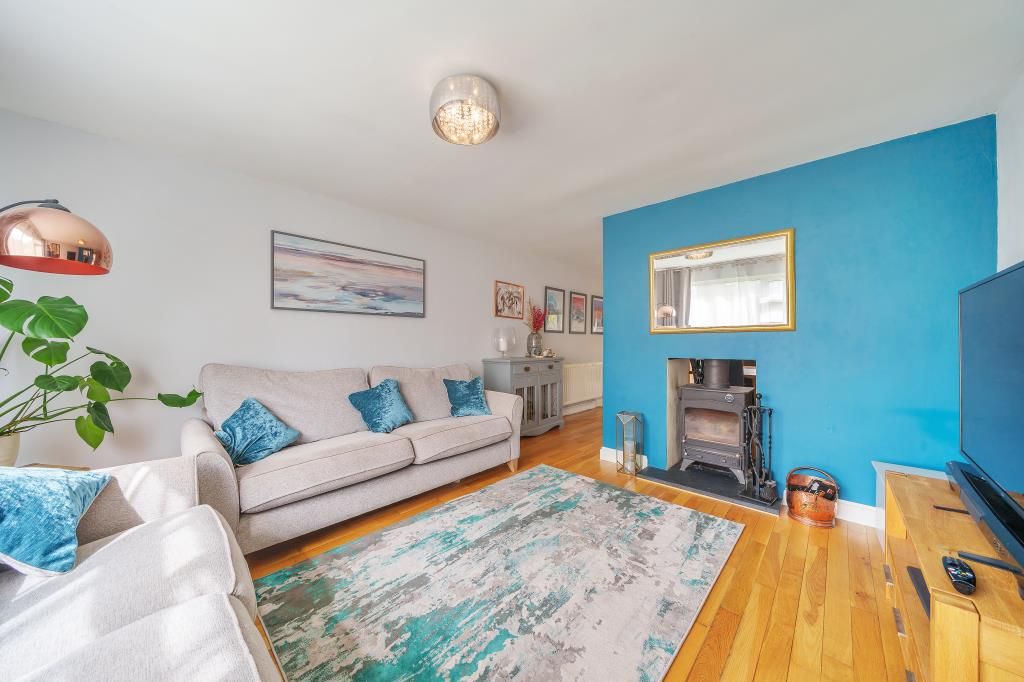 3 bed semidetached house to rent in Chalgrove, Oxfordshire OX44 Zoopla