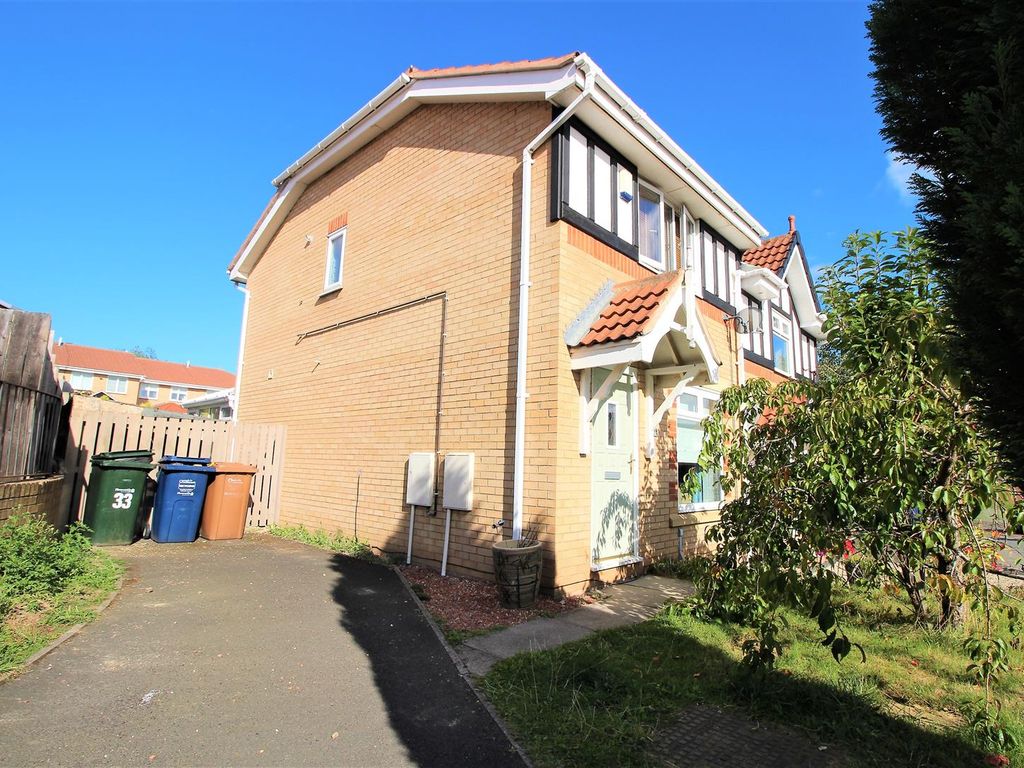 3 bed semidetached house for sale in Stapleford Close, Denton Burn