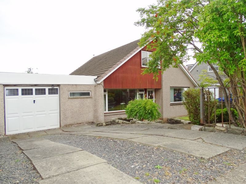 4 bed detached house for sale in The Hennings, Sauchie, Alloa FK10, £