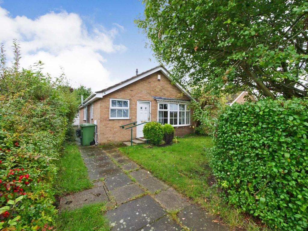 2 bed bungalow for sale in Sandyland, Haxby, York, North Yorkshire YO32