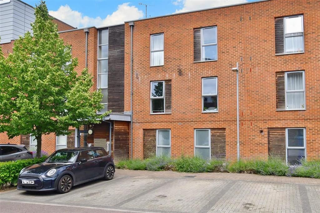 2 bed flat for sale in Medway Drive, Tunbridge Wells, Kent TN1 Zoopla