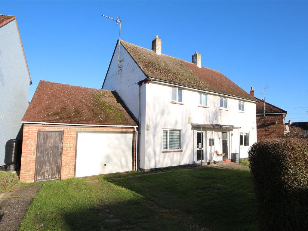 2 bed semidetached house for sale in Foster Road, Trumpington