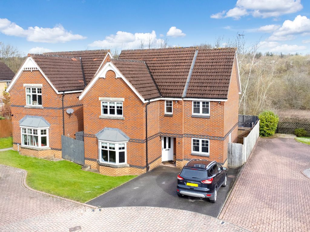 5 bed detached house for sale in Cornflower Way, Killinghall, Harrogate