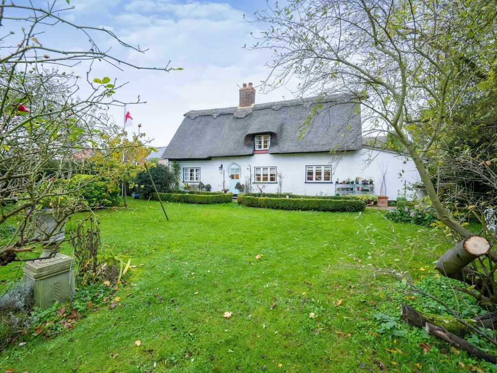 3 bed cottage for sale in Blunham Road, Moggerhanger, Bedford MK44 Zoopla