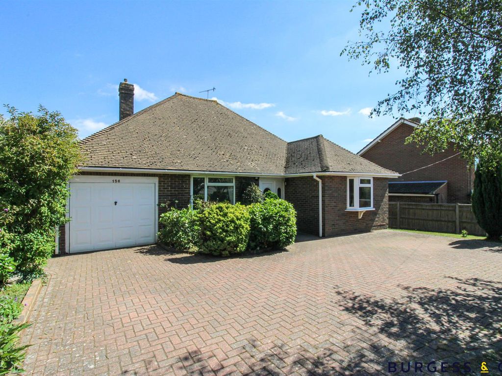 3 bed detached bungalow for sale in Peartree Lane, BexhillOnSea TN39, £525,000 Zoopla