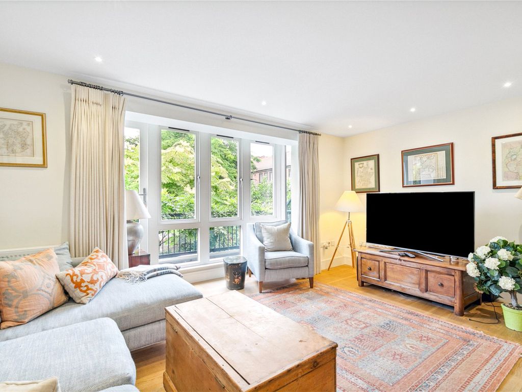 Meldon Close, London SW6  