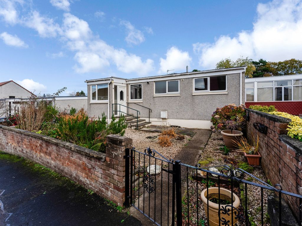 2 bed bungalow for sale in Hazel Hill, Glenrothes KY6, £89,500 Zoopla