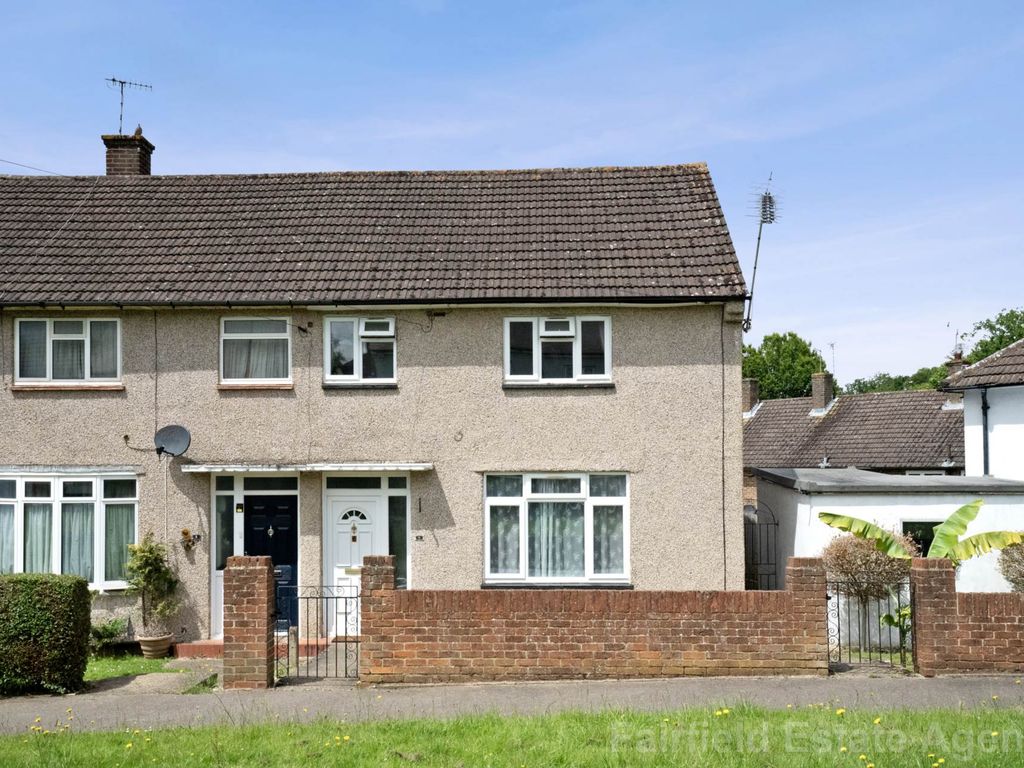 2 bed semidetached house for sale in Arbroath Green, South Oxhey WD19