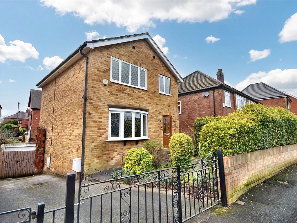 3 bed detached house for sale in Grovehall Avenue, Leeds, West