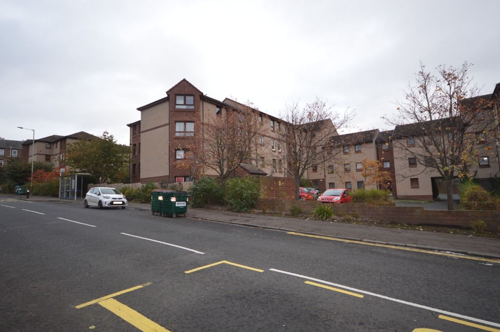 2 bed flat to rent in Arklay Court, Stobswell, Dundee DD3 Zoopla
