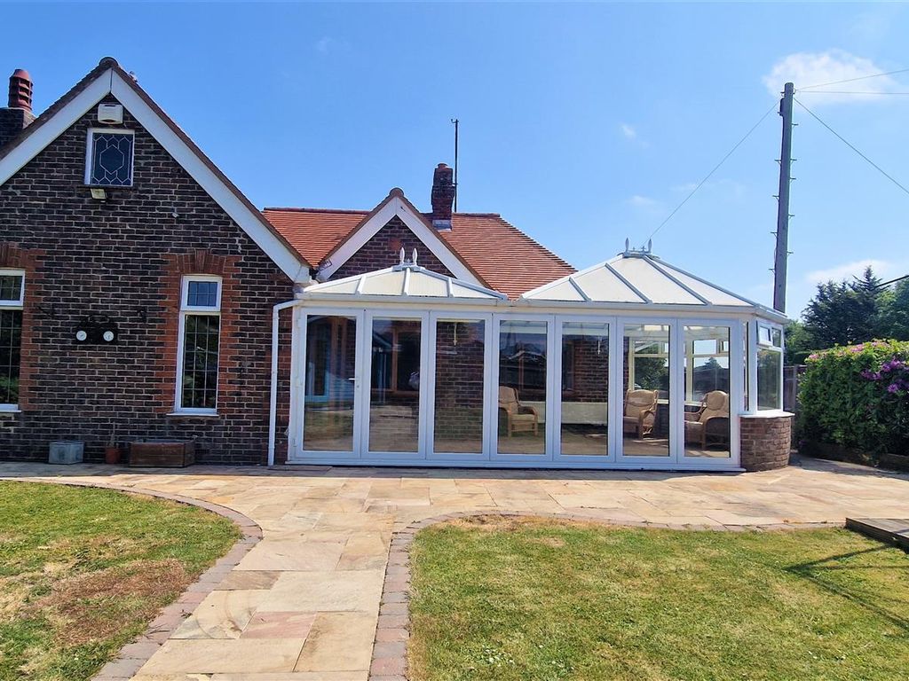 4 bed detached bungalow for sale in Eastbourne Road, Polegate BN26 Zoopla
