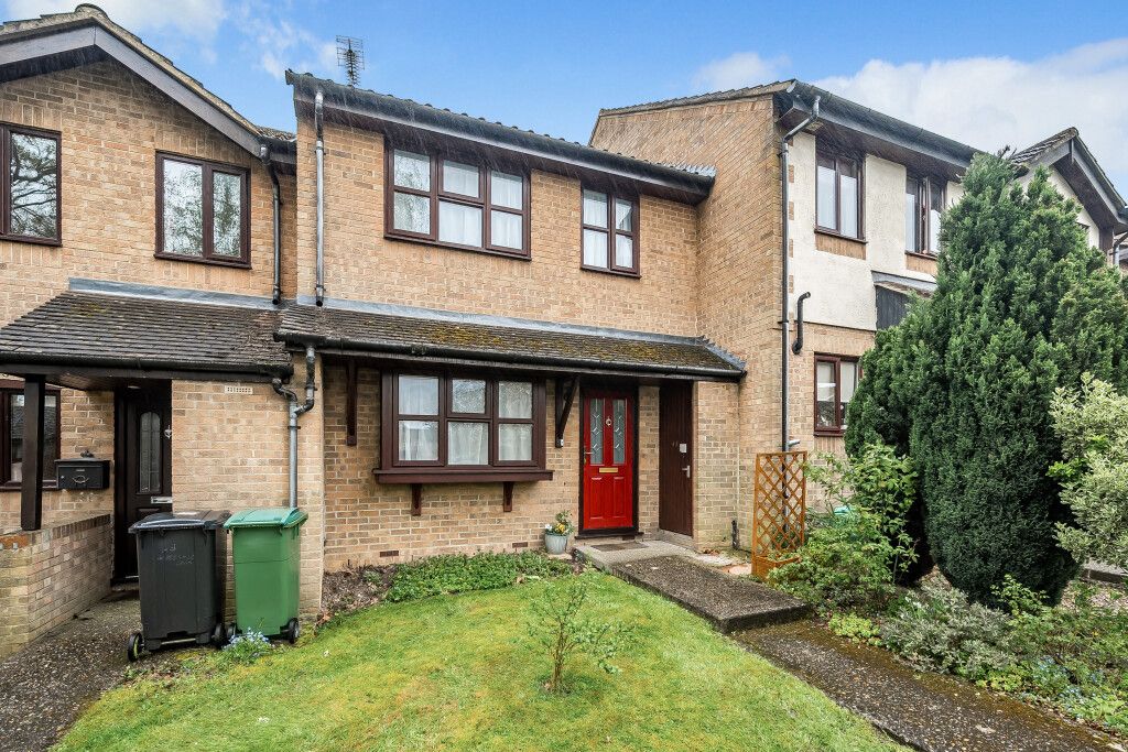 3 bed terraced house for sale in Horseshoe Crescent, Burghfield Common