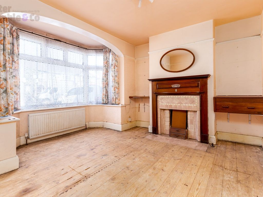 3 bed property for sale in Rydal Crescent, Perivale, Greenford UB6 Zoopla