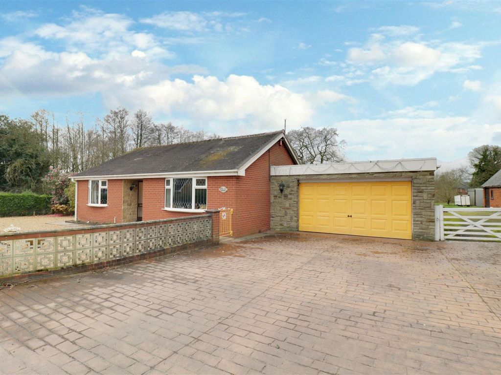 4 bed detached bungalow for sale in Close Lane, Alsager, StokeOnTrent