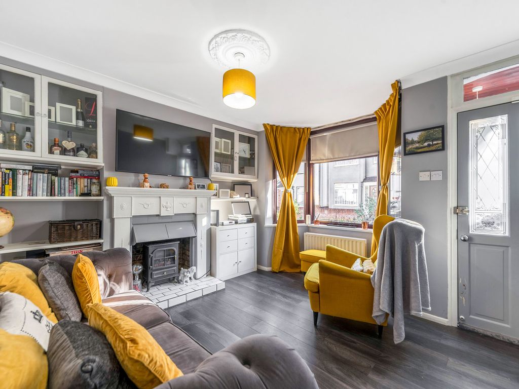 2 bed terraced house for sale in Cobden Road, Chatham ME4, £235,000