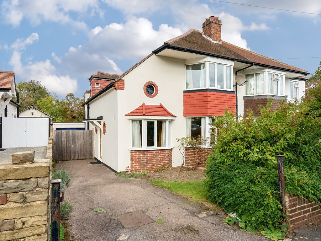 4 bed semidetached house for sale in Northwood Road, Carshalton SM5, £