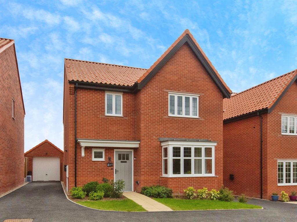 4 bed detached house for sale in Pipistrelle Drive, Onehouse