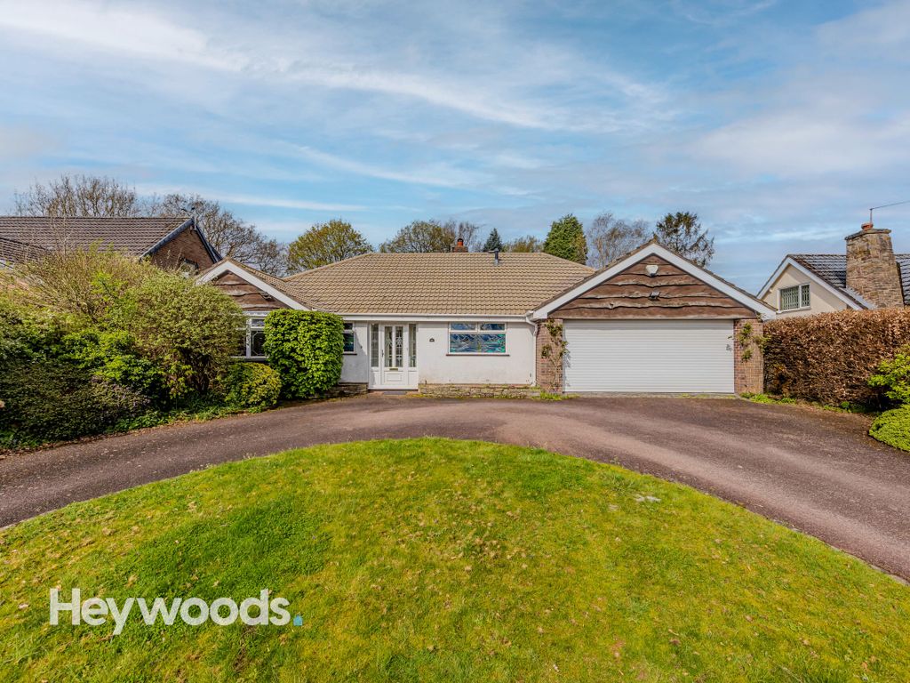 3 bed detached bungalow for sale in Harrowby Drive, Westlands