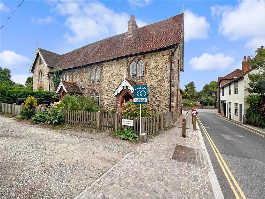 3 bed end terrace house for sale in The Street, Cobham, Kent DA12, £