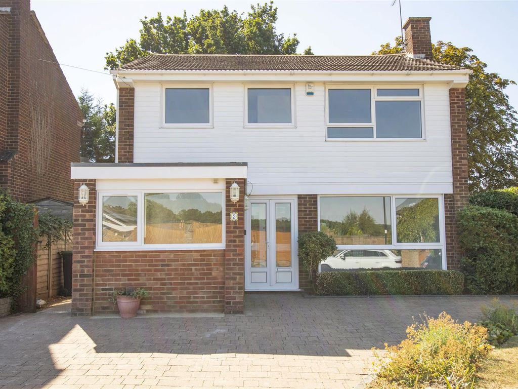 4 bed detached house for sale in Valley Fields Crescent, Enfield EN2