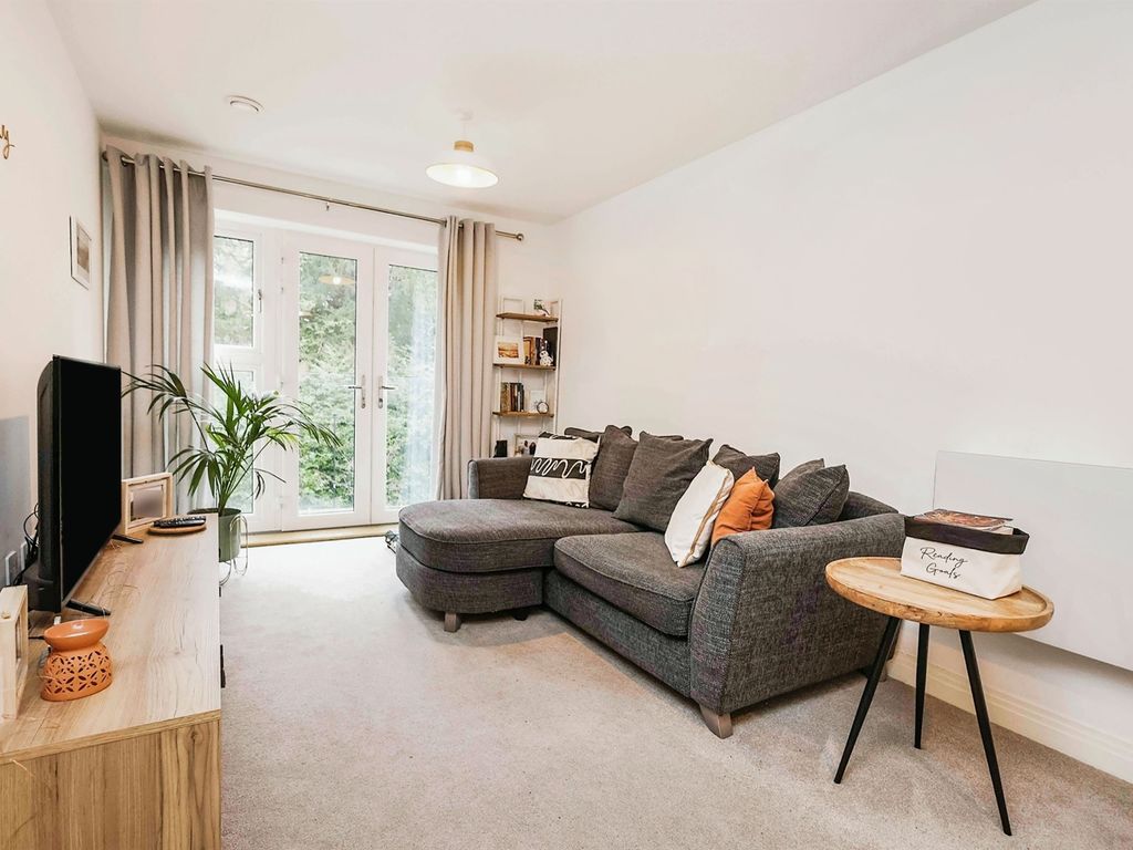 1 bed flat for sale in New House Farm Drive, Northfield, Birmingham B31