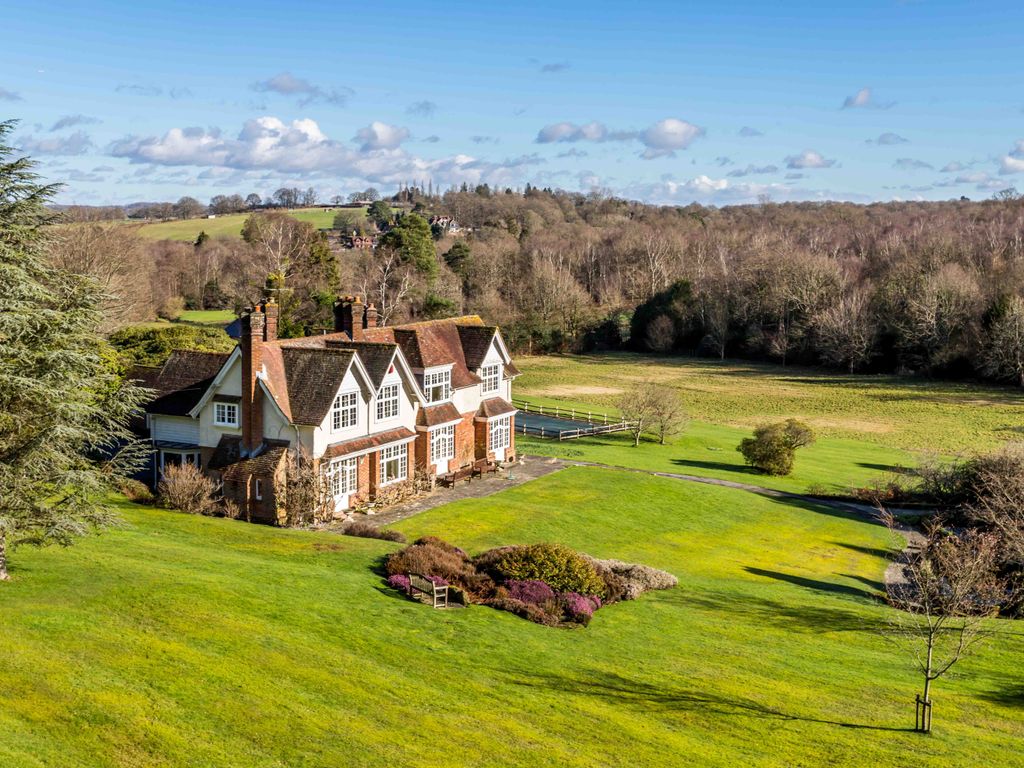 6 bed detached house for sale in Colemans Hatch, Hartfield TN7, £