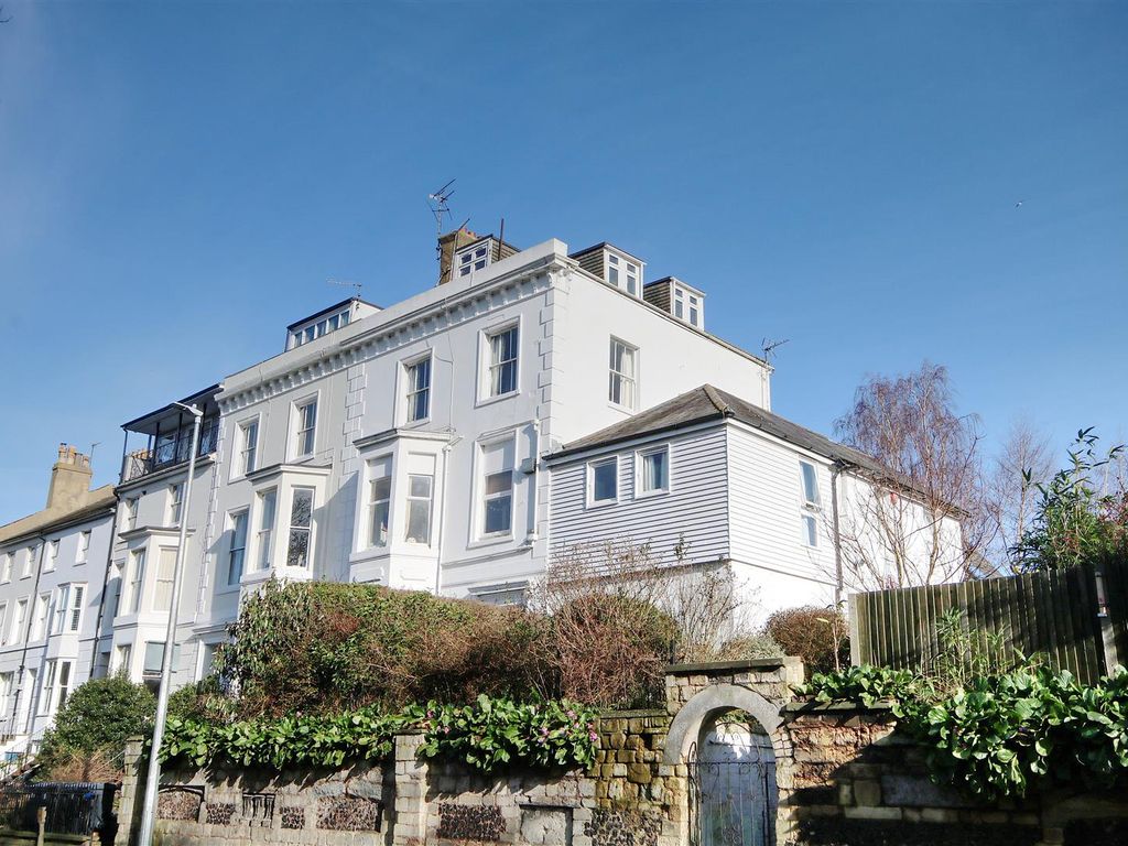 2 bed flat for sale in Old Dover Road, Canterbury CT1, £150,000 Zoopla