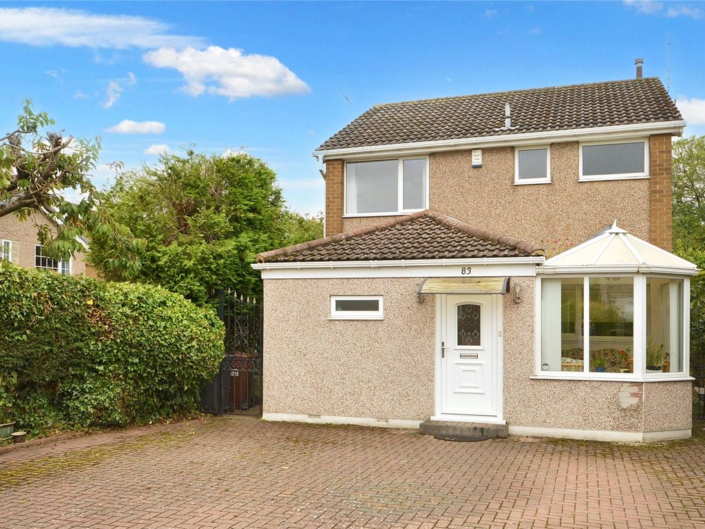 3 bed detached house for sale in Holt Park Crescent, Leeds, West Yorkshire LS16, £320,000 Zoopla