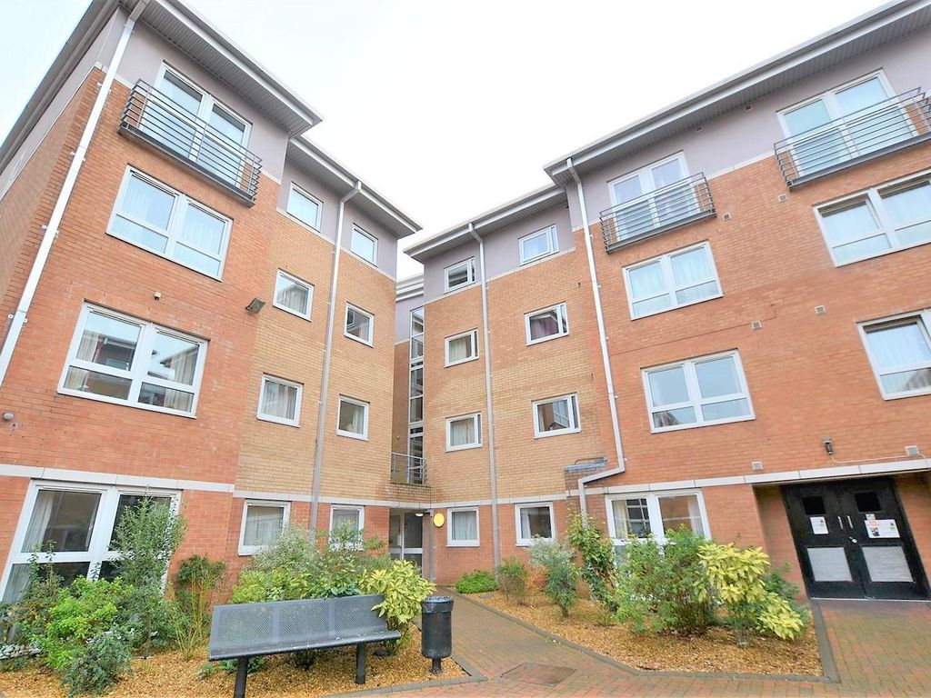 2 bed flat for sale in Crown Station Place, Edge Hill, Liverpool L7, £